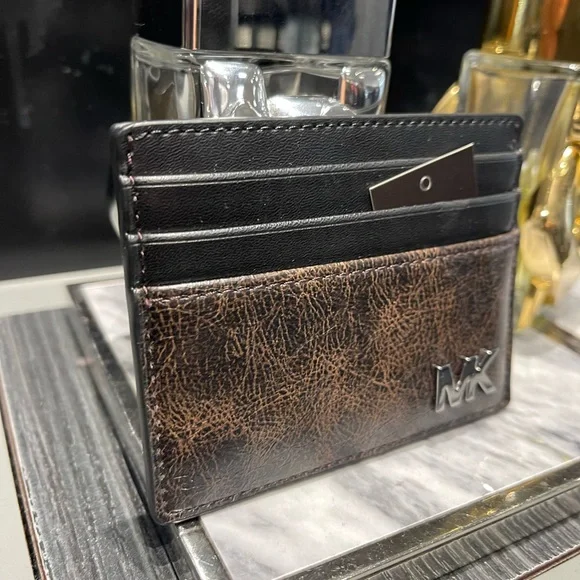 MICHAEL KORS Cyrus Burnished Tall Card Case
Chocolate Brown 
NWT - Picture 10 of 16